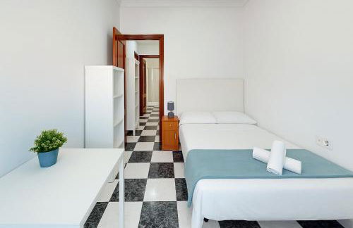 Apartamento Martínez Campos - Playa La Caleta - Foto 14