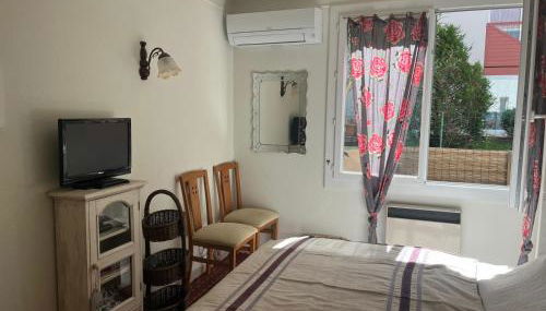 Hossegor Centre Ville T2 Rez de Chaussée Terrasse - Foto 2