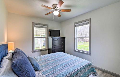 Lake Granbury Getaway about 1 Block to Waterfront - Foto 16