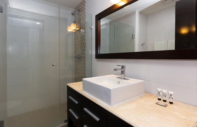 The Big Family Condo by Acomodo - Foto 26