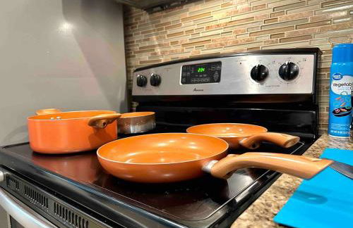 Dreamy 2BR Home with BQQ I Gym & Pool - Foto 6