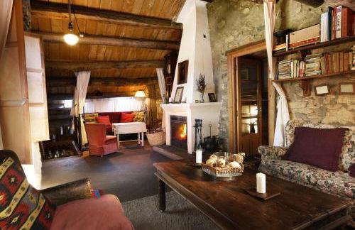 La Pegatera Masia rodeada de bosque ideal para desconectar - Photo 9