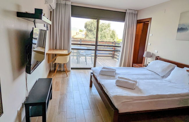 Villa BaGalil 5BR Retreat by Sea N' Rent - Foto 2