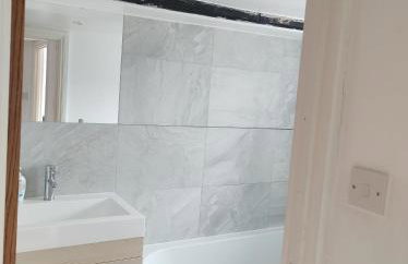 Milton House - Photo 6