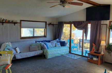 Airport Waterfront Cottage w transportation - Foto 17