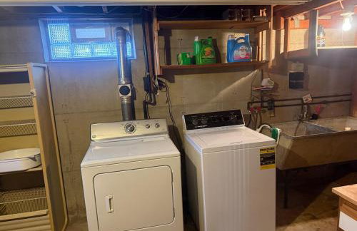 Sleep12-16guests ranch in West Seneca entire house - Foto 30