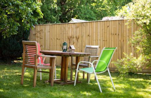 Walnut Flats-F3, 1-Bedroom with Stunning Garden View, AC, Parking, Netflix, WIFI - Close to Oxford, Bicester & Blenheim Palace - Foto 2