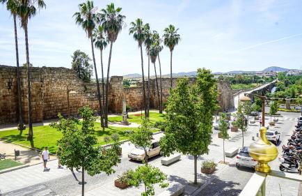 Apartamentos Puente Romano Suites Parking Gratis - Foto 3