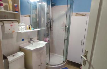 A 5 mn à pied de la mer, piscine ,tennis, paillote - Foto 8