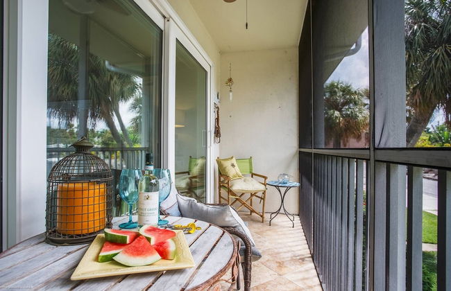 Kingston Arms 2nd Fl Walk to Beach & St. Armands Circle - Foto 11