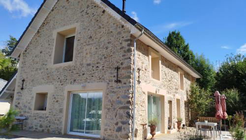 La grange, Appartement avec jardin et jacuzzi ''Réservation & Supplément pour le jacuzzi'' - Photo 1