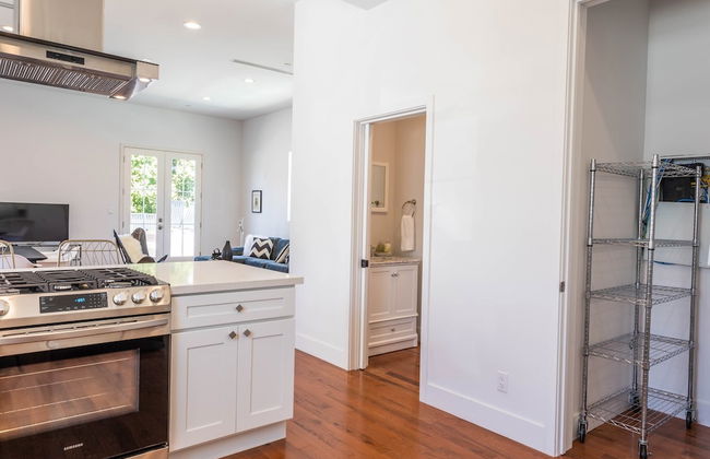 Ince by Avantstay 100 Meters to Amazon Studios - Photo 29