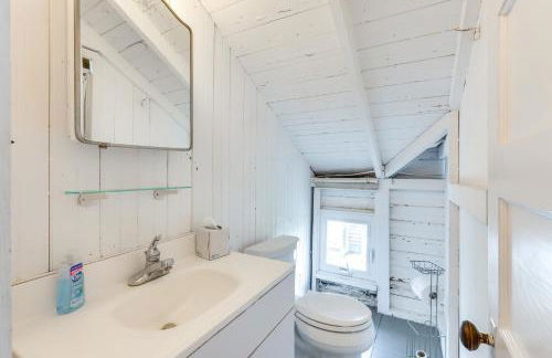 Charming Westbrook Cottage, Steps to Private Beach - Foto 13