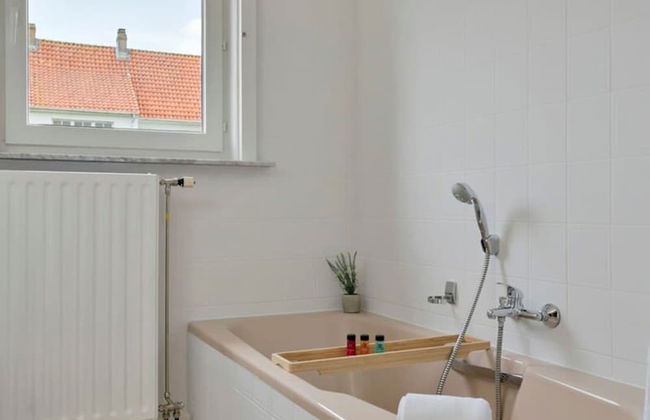 Spacious Bungalow With Garden Near the Beach sea - Foto 18