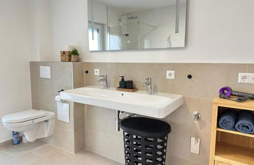 Modernes 2-Schlafzimmer Business EG Wohnung in Ehningen, IBM, Mercedes-Benz Sindelfingen, S-Bahn und A81 mit Parkplatz - Foto 20