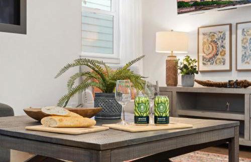 Steps from River & Old Town - Hot Tub & King Bed - Foto 10