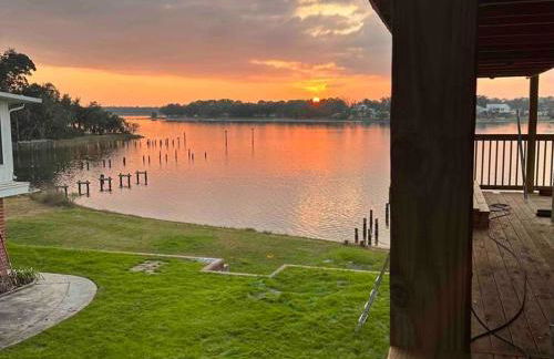 Studio with Private Beach on Bayou Grande - Photo 11