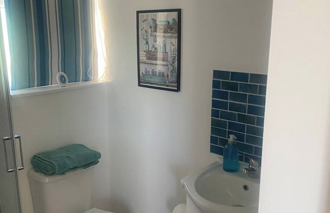 R and B Warm and Cosy Cabin - Photo 9