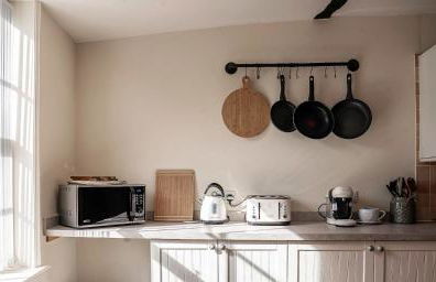 Stylish and Spacious 2-Bedroom Apartment, Tysoes Court, Tewkesbury Town Centre - Private Parking Included - Foto 5