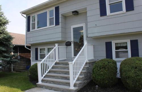 Gorgeous beach house with large pool & private beach, just 3 blocks away!! - Foto 55