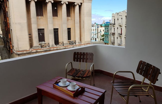 Apartment in Havana - Photo 1