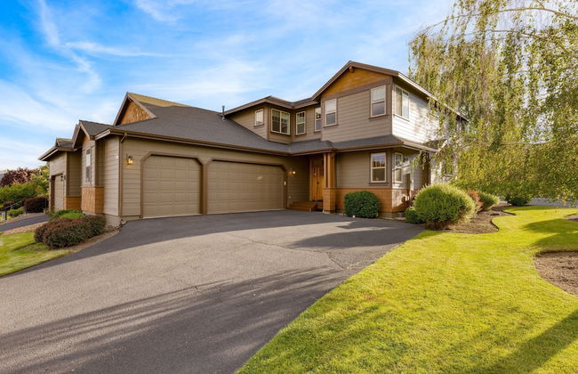 Forest Ridge Loop by Avantstay Hot Tub Private Community Amenities - Photo 37