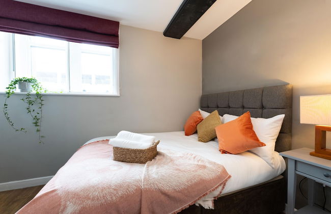 High Street Town House - Photo 16