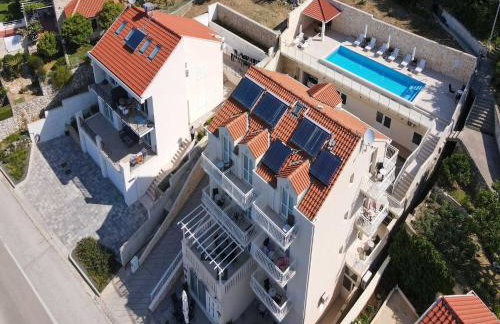 Villa Samba - Superior One-Bedroom Apartment with Balcony and Sea View - Photo 8