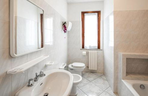 Cozy Apartment In Castiglione Del Lago - Foto 32