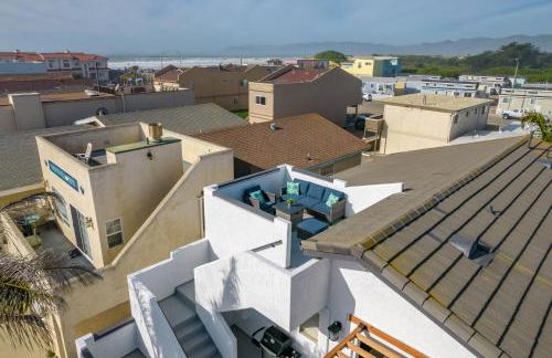 Steps To #PismoBeach with Poker, Foosball, FREE EV Charger, and Bikes - Photo 47