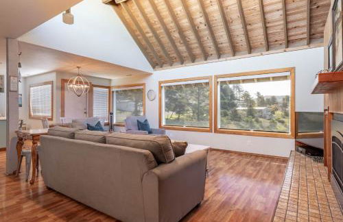 Idyllic Coastal Haven - Whale Watch in Depoe Bay! - Foto 5