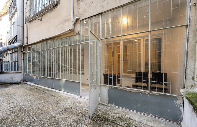 Charming 3-bedroom Apartment in the Heart of Kadıköy - Photo 52