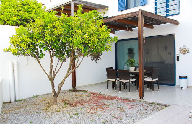 Villa Stefania with Pool - Photo 19