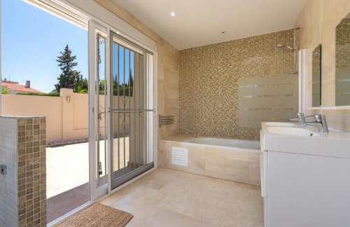 Casa Feliz - Luxury Villa with Private Pool - Photo 23