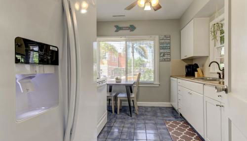 Light & Bright! Quaint Downtown Dunedin Bungalow! - Foto 2