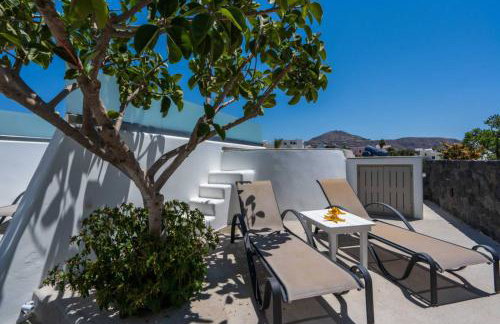 NEW Yiota Collection 4 Suites & 4 Prive Jacuzzi - Foto 143