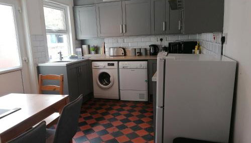 Chester 4 Bedroom House, Contractors & Leisure by Rework Accommodation - Foto 4