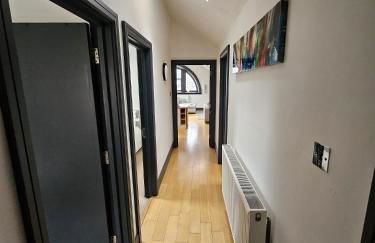 2 Bedroom City Centre Penthouse Loft Apartment - Foto 17