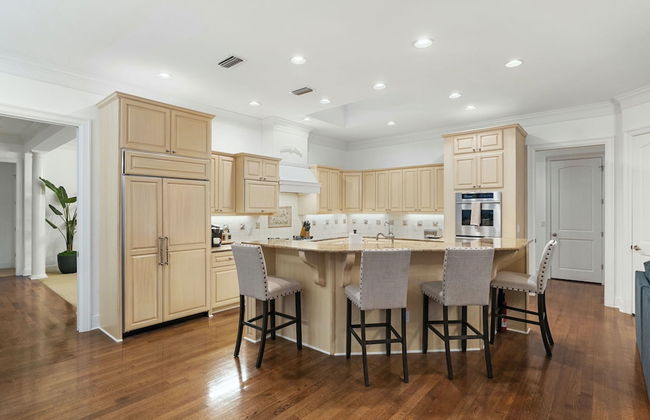 Chic & Secluded 4 BDR in Desirable Tarrytown! - Foto 9