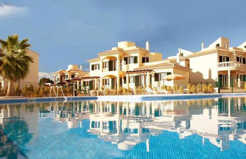 Residence El Paraiso - Photo 1