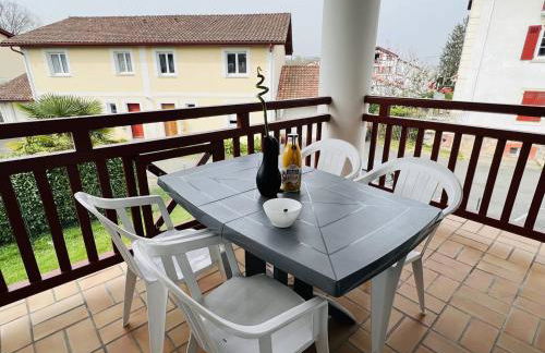 T1 avec balcon à Cambo-les-Bains, parking inclus, 2 couchages - FR-1-495-16 - Foto 10