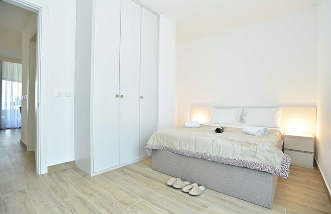 ROYAL GARDENS Apartments - Photo 21