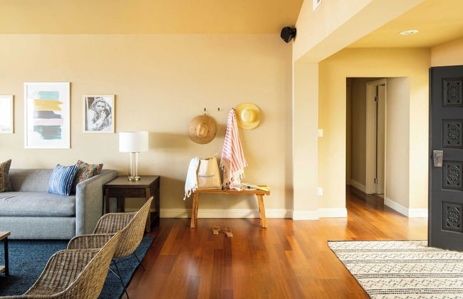 Parasol by Avantstay Hilltop Ocean View Escape w/ Large Patio & Shuffleboard - Foto 10