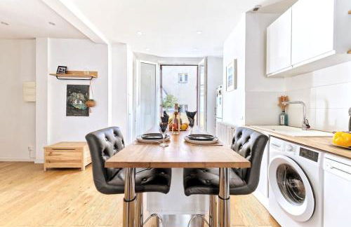 CENTRE VILLE-GRAND APPARTEMENT DE 50 M2 - COSY AVEC TERRASSE -Wifi - Foto 14