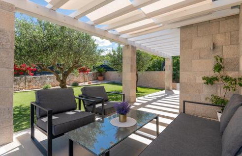 Awesome Home In Kamenmost With Jacuzzi - Foto 24