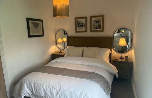 Cozy 3-Bed Cottage with Hot Tub - Foto 23