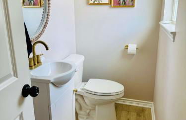 Charming & Luxe Cottage 3 BR 2 BA - Foto 13