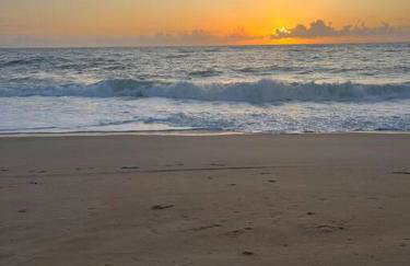 Casa Turquesa Pé na areia Piscina infinita Pet friendly Condomínio fechado - Foto 22