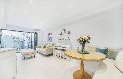 1 Bedroom Flat with Patio - Foto 1