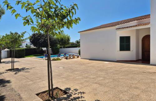 Villa María espaciosa y cálida con piscina privada - Foto 47